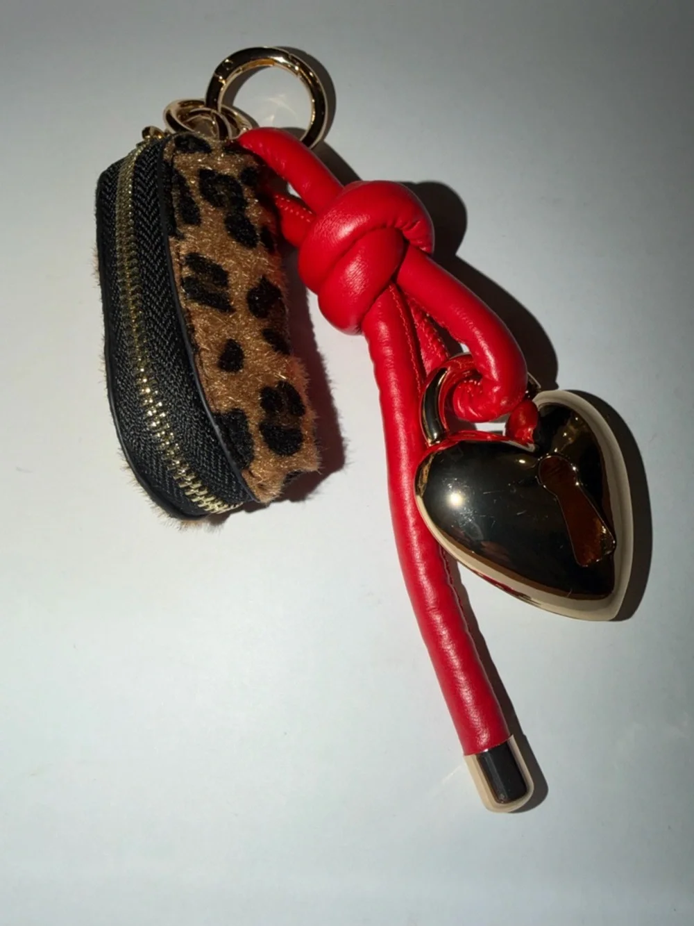 Piper K Gold-Tone Heart Locket Cheetah Leopard Coin Pocket Keychain Bag Charm - Picture 4 of 7